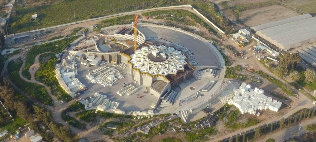 Constructing Shrine of 'Abdu'l-Baha